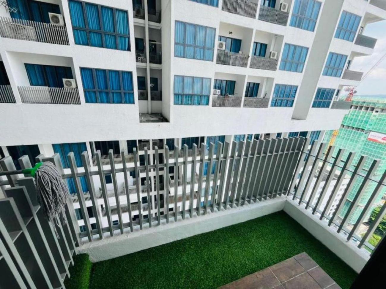 쿠알라룸푸르 The Luxe Colony Klcc 아파트 외부 사진